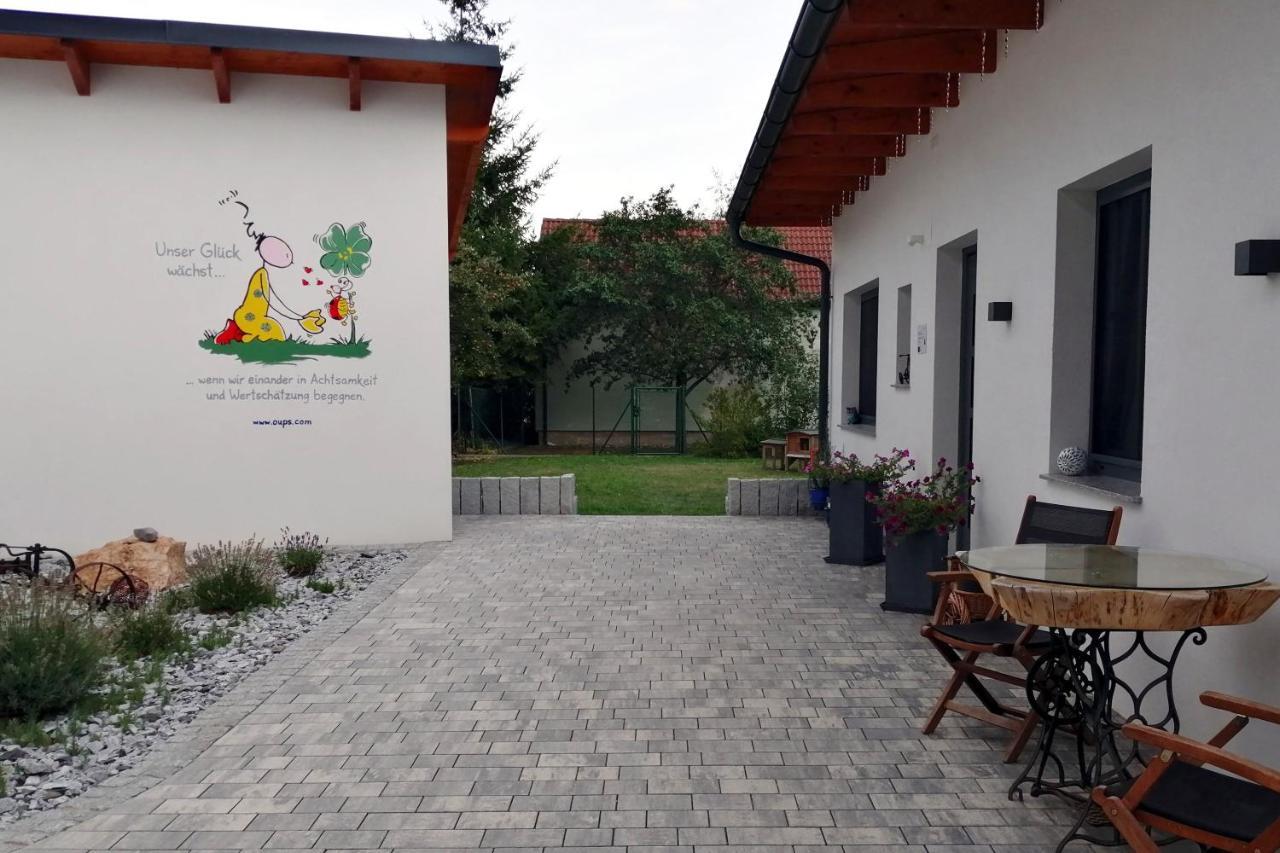 Wohlfuehlhof Bachzelt Hotell Weitersfeld Eksteriør bilde