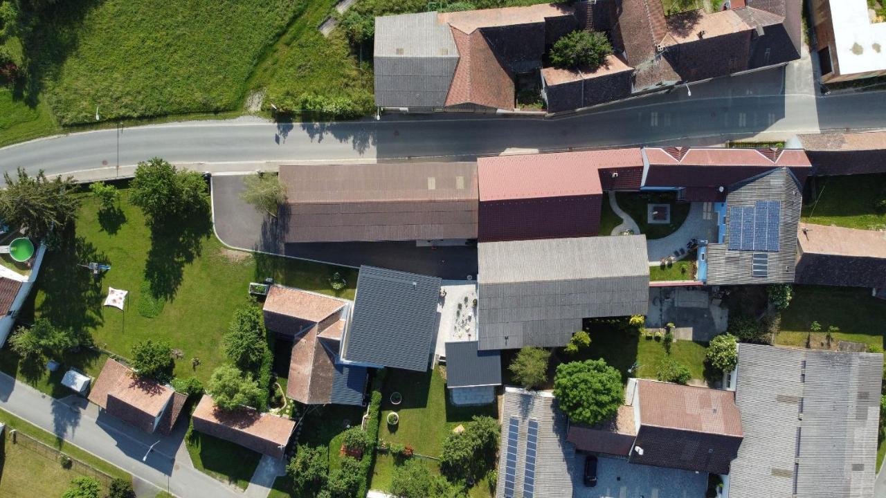 Wohlfuehlhof Bachzelt Hotell Weitersfeld Eksteriør bilde