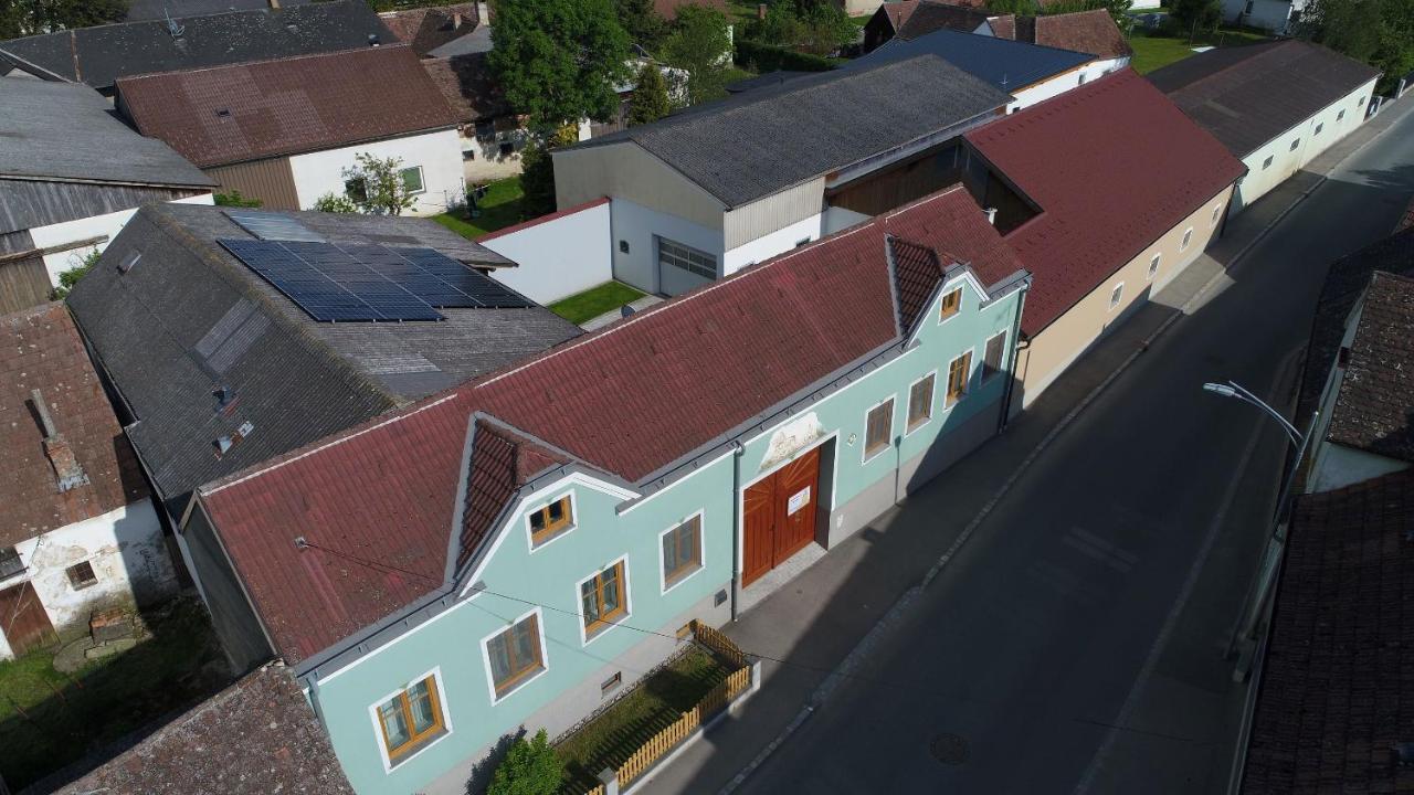 Wohlfuehlhof Bachzelt Hotell Weitersfeld Eksteriør bilde